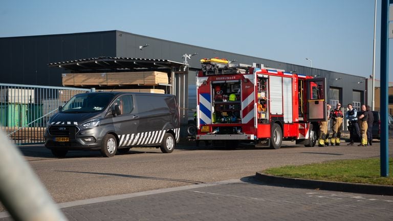 Onder meer de brandweer was gealarmeerd (foto: Perry Roovers/SQ Vision).