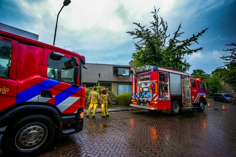 Er werden enkele brandweerwagens ingezet (foto: SQ Vision Mediaprodukties).