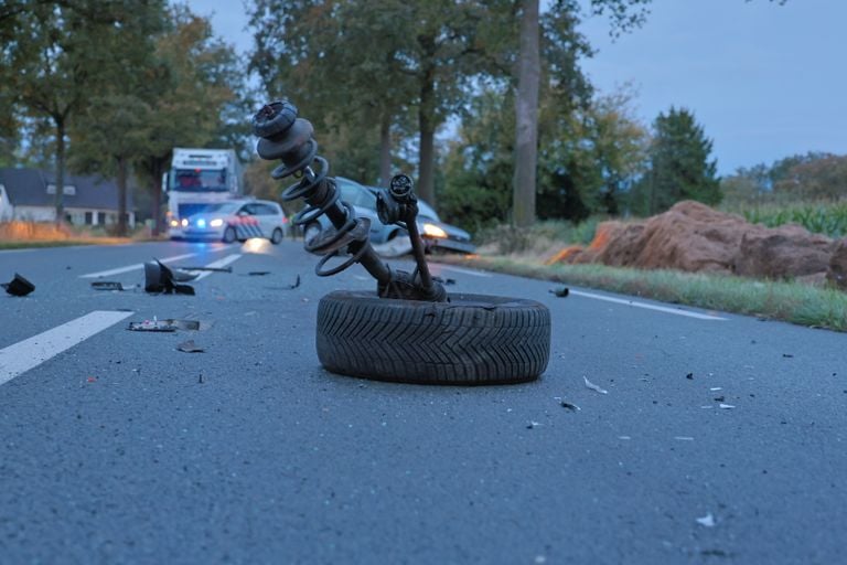 Het ongeluk gebeurde op de Sint Hubertseweg bij Haps (foto: SK-Media).