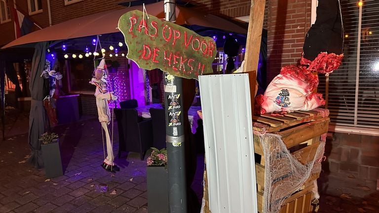 Een groot deel van de Ahornstraat is versierd (foto: Ronald Sträter).