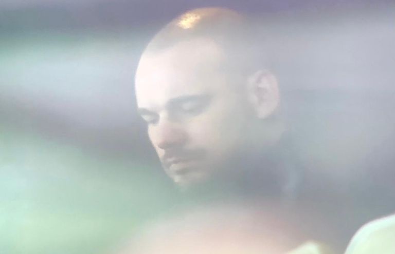 Wesley Sneijder bekijkt FC Den Bosch-NAC.