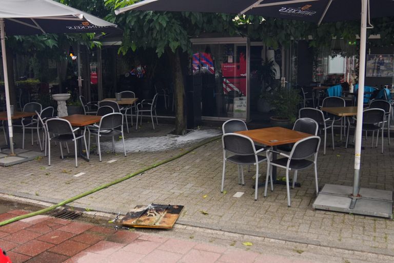 De brand zou veel rookschade in het restaurant hebben veroorzaakt.