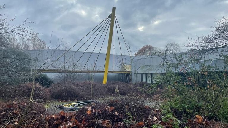 Het terrein moet nodig opgeknapt worden (foto: Erik Peeters).