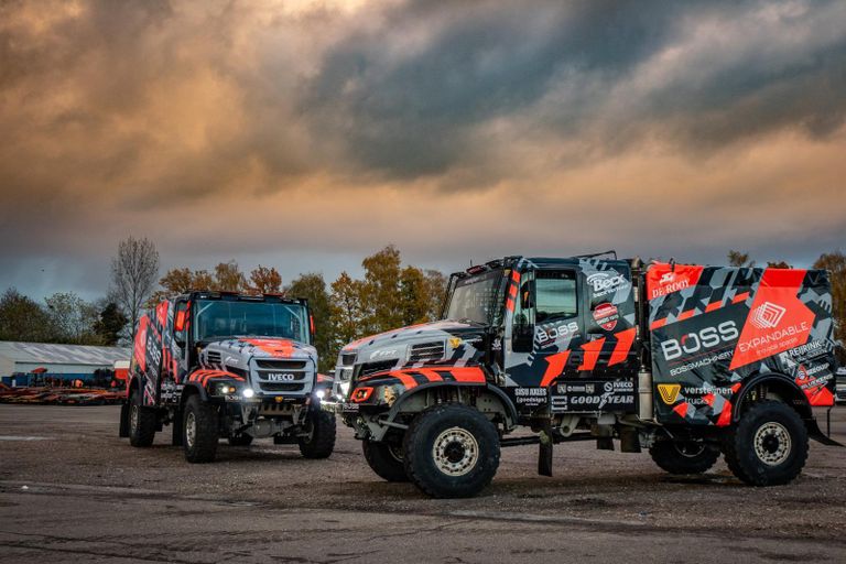 De Iveco-trucks van Janus van Kasteren en Vick Versteijnen.