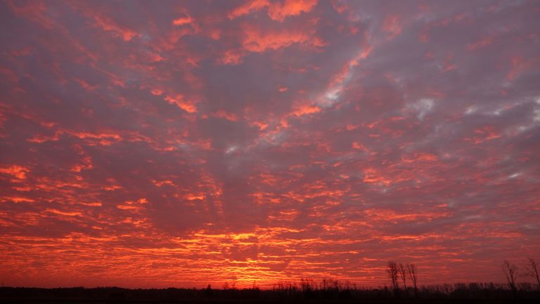 Adembenemend fraaie luchten boven het zuidoosten van Brabant (foto: Ben Saanen).