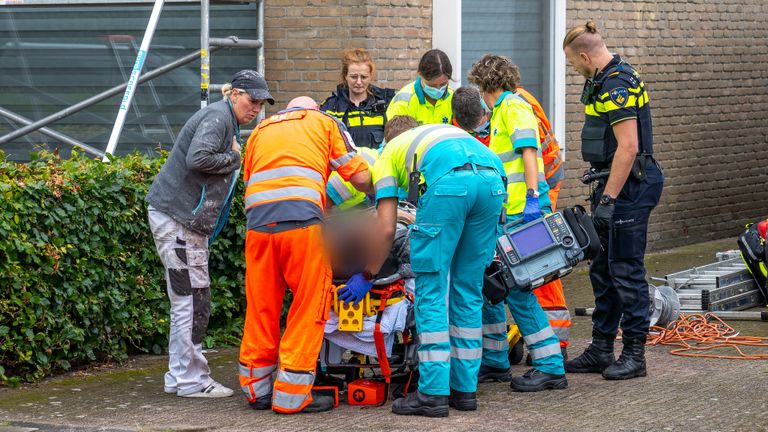 Vanwege het ongeluk in Drunen werden meerdere hulpverleners opgeroepen (foto: Iwan van Dun/SQ Vision).