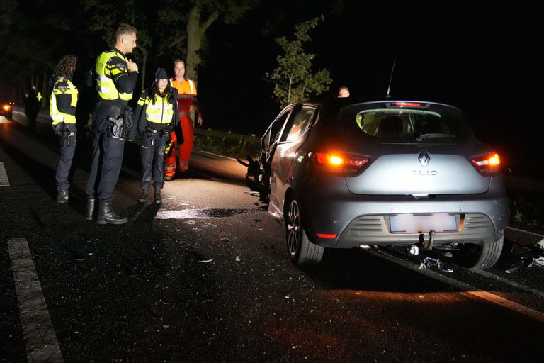 De politie doet onderzoek naar de botsing in Someren (foto: Harrie Grijseels/SQ Vision).