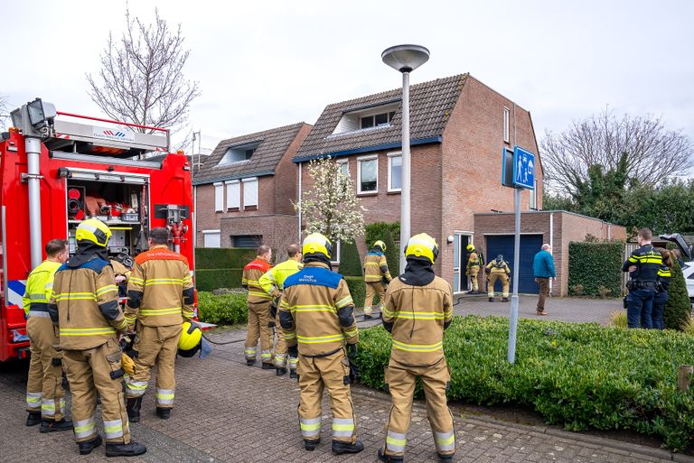 Brand in huis na laden elektrische auto's (foto: Iwan van Dun).