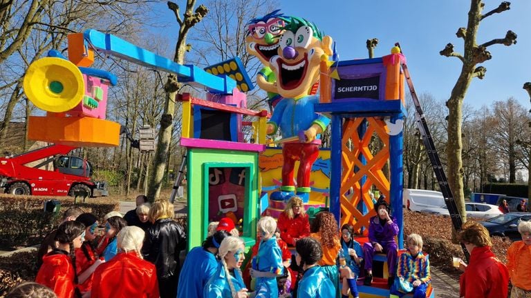 Het zonnetje schijnt volop in Hapert (foto: Tom Berkers).