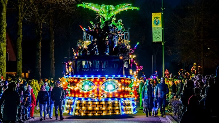 De Verlichte Optocht in het Knollenrijk (foto: EYE4images/Marcel van Dorst).