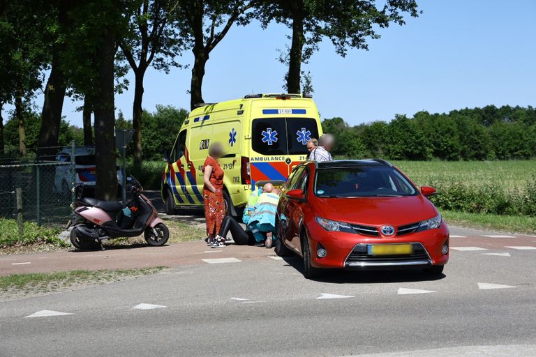 Het ongeluk in Beers gebeurde op de kruising van de Millseweg met de Graafsedijk (foto: SK-Media).