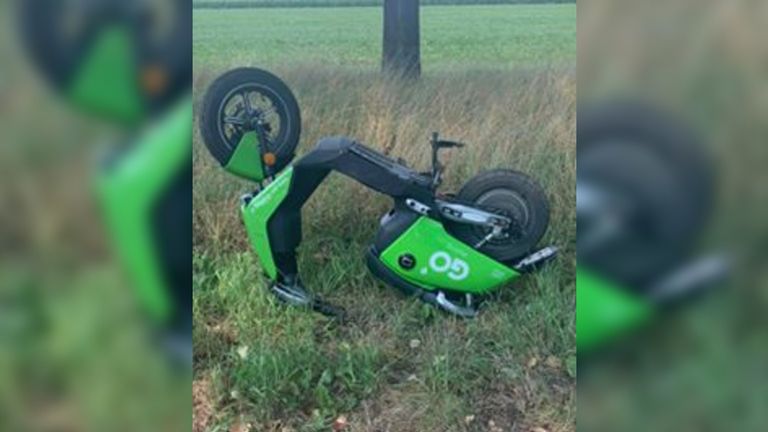 Een deelscooter in Oosterhout (Foto: Monique Kolijn van Maurik).