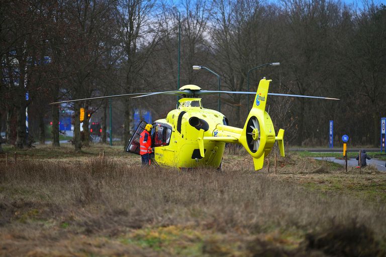 Ook de traumaheli werd ingeschakeld (foto: Rico Vogels/SQ Vision).