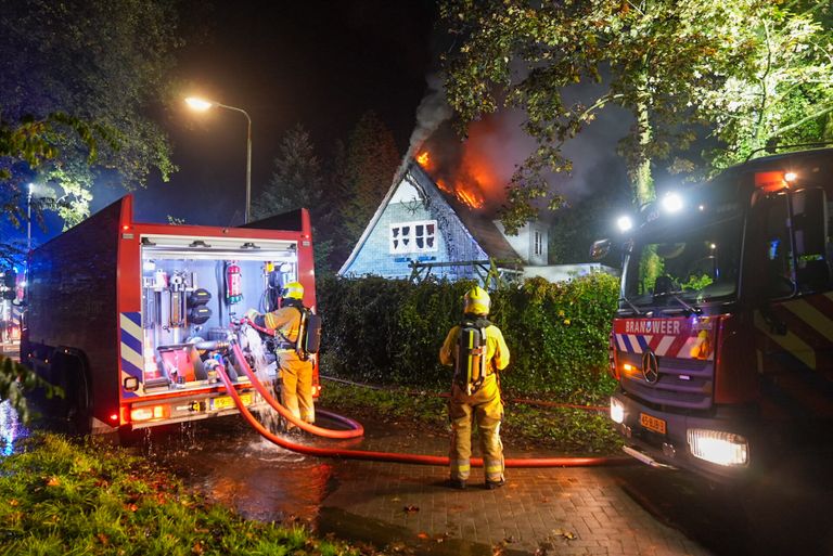 Twee van de ingezette wagens (foto: Gabor Heeres/SQ Vision).