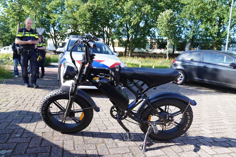 Ongeluk met fatbike en auto (foto: Bart Meesters/SQ Vision).