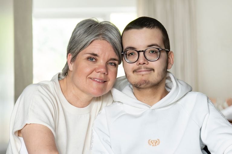 Monique en haar zoon Jop (eigen foto).