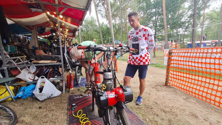 Er wordt nog druk gesleuteld aan de Solex.