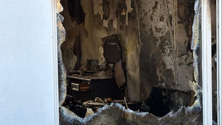 Van de inboedel is niets meer over (foto: Omroep Brabant).