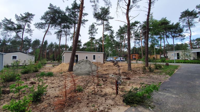 Op recreatiepark 't Zand wordt volop bijgebouwd. (Foto: Collin Beijk)