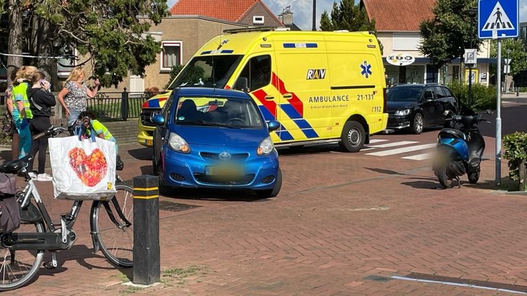 112-nieuws: Auto Botst Op Afzetting • Brommobiel Uitgebrand In Breda ...