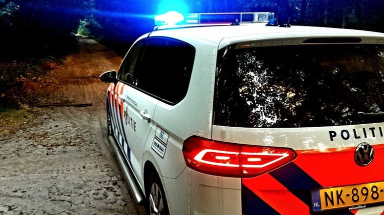 De politie moest 's nachts een spookrijder van de weg halen (foto: politie.nl).