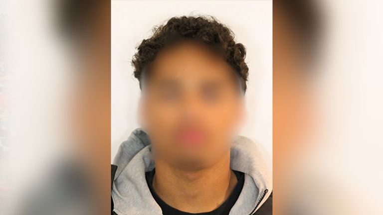 De voortvluchtige verdachte (foto: politie).