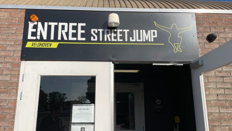 Street Jump mag nog tot 2030 in de hal blijven.