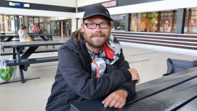 Andreas is een van de daklozen die worden geholpen door medewerkers van Barka (foto: Karin Kamp).