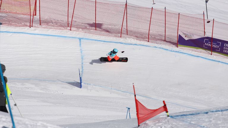 Nienke Poll op een parcours.