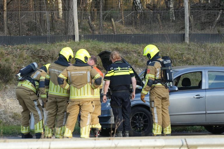 Brandweer en politie rukten uit (foto: Erik Haverhals/SQ Vision).