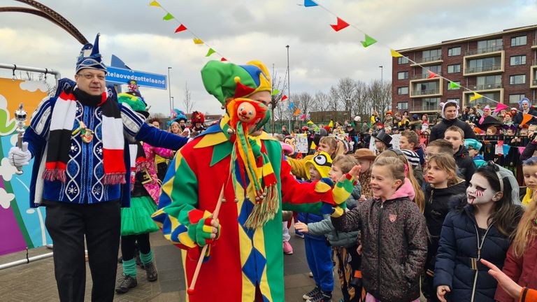 Bij De Talente bouwen ze een feestje (foto: Noël van Hooft)