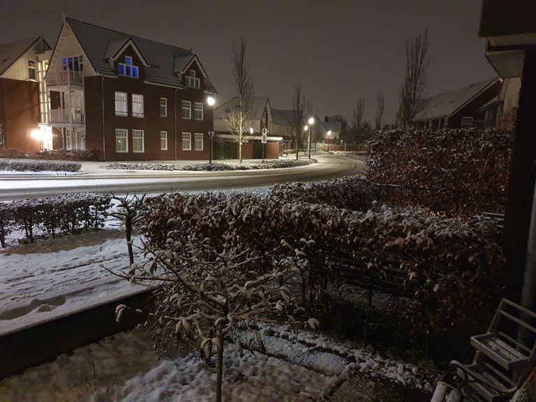 Hoogh Waalre lag er zaterdagavond feeëriek bij (foto: P. Dodemont).