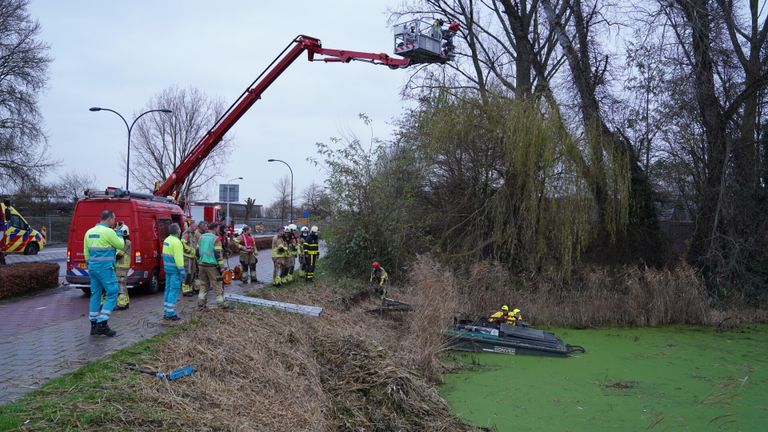 Er zijn veel hulpverleners aanwezig (foto: Jurjen Versteeg/SQ Vision). 