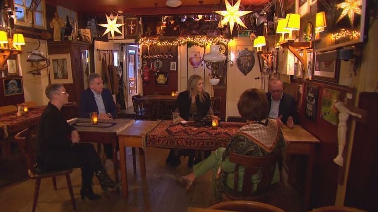 Máxima in café Huis ten Bos.