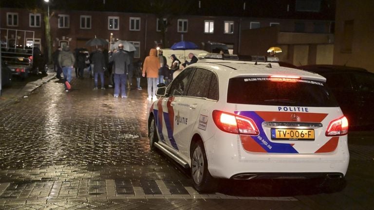 Politie en handhaving waren aanwezig. (foto: Perry Roovers/SQ Vision Mediaprodukties).