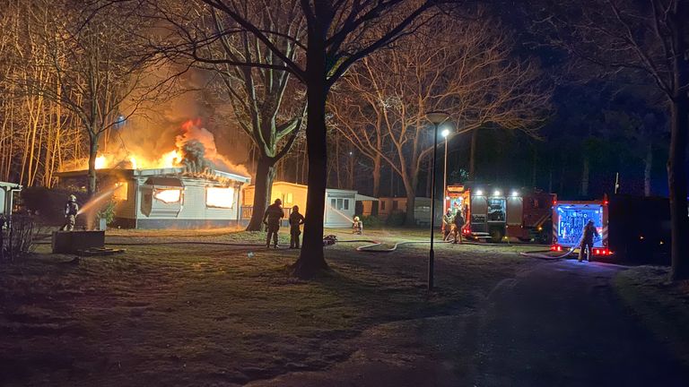 Brand op camping De Bergen in Wanroij (foto: Bas).