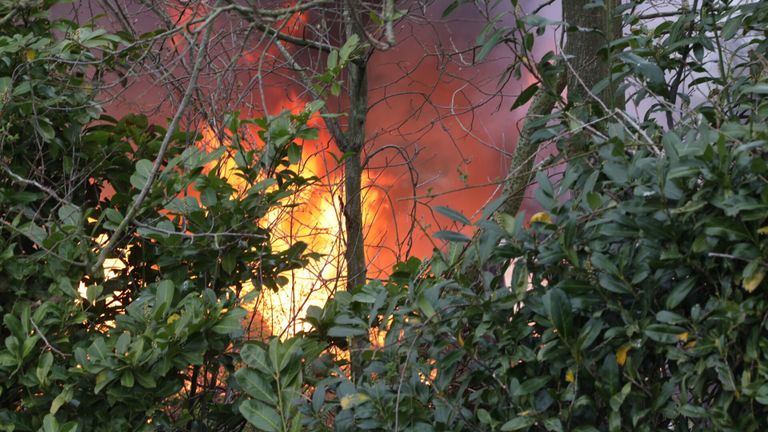 Van de caravan op Luissel in Boxtel bleef niets over (foto: Sander van Gis/SQ Vision).