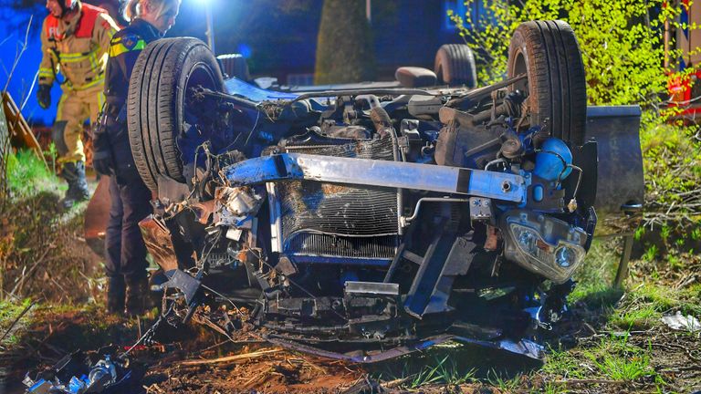 Ongeval aan de Landsardseweg in Wintelre (foto: Rico Vogels - SQ Vision). 