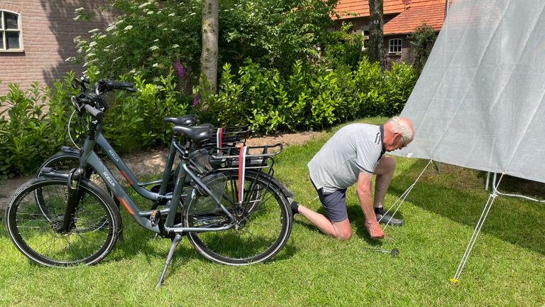 Wiegert zet de tent op