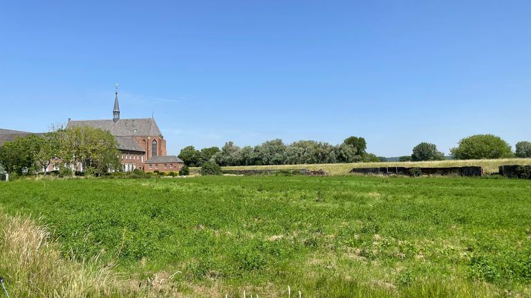 Het klooster in Sint Agatha. (foto: Jos Verkuijlen)