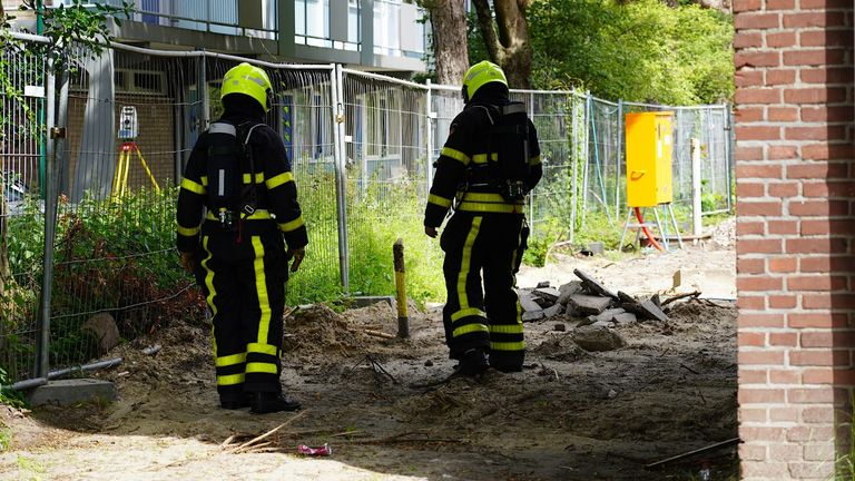 De gasleiding werd geraakt tijdens  sloopwerkzaamheden (foto: Jeroen Stuve/SQ Vision).