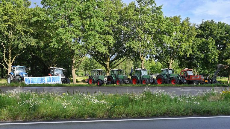 Boeren protesteren langs de N65 bij Oisterwijk (Toby de Kort - SQ Vision)