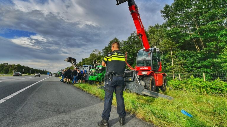 Boerenprotest langs de A67 (foto: Rico Vogels - SQ Vision).