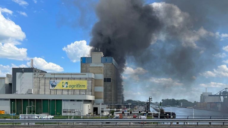 Brand bij Agrifirm in Veghel