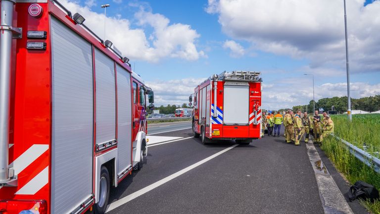 De brandweer gaf het sein veilig (foto: Dave Hendriks/SQ Vision Mediaprodukties).