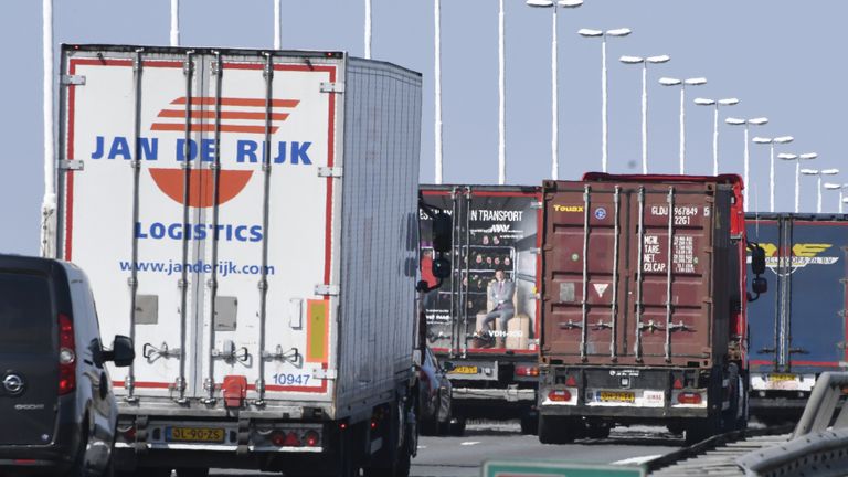 Jan de Rijk uit Roosendaal rijdt met zo'n 850 trucks (foto: ANP).