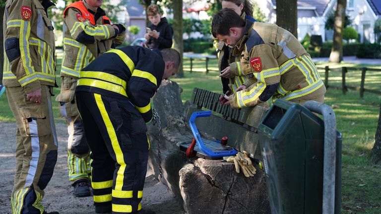 Het jongetje kon snel bevrijd worden (foto: Jeroen Stuve - SQ Vision).