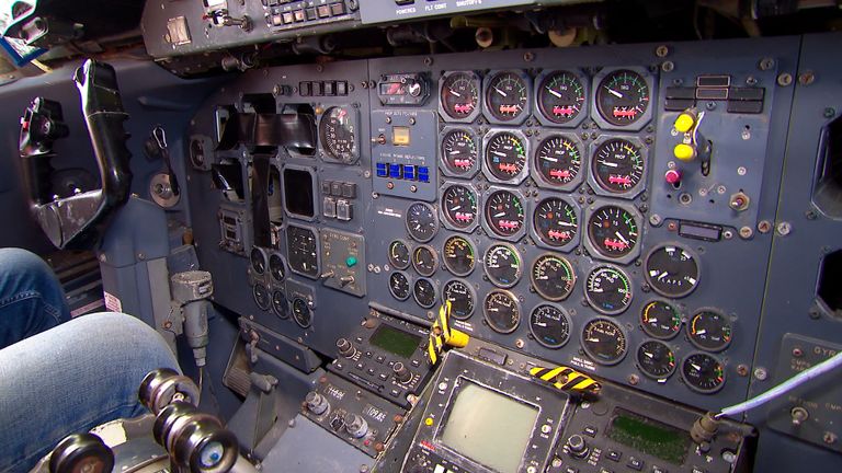 De cockpit werkt vrijwel volledig (foto: Omroep Brabant).