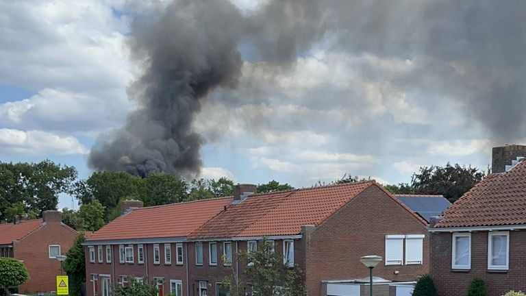 Rookwolken boven Dongen.