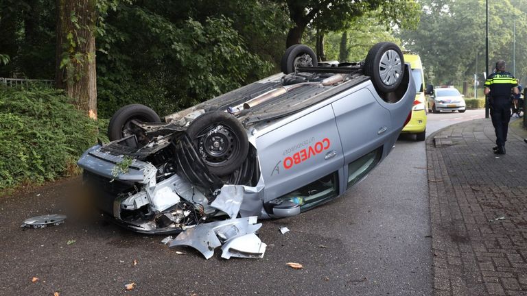 Het ongeluk gebeurde op de Parkweg in Boxtel (foto: Sander van Gils/SQ Vision).